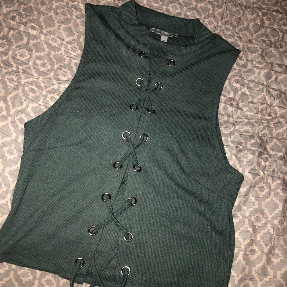 Crop top